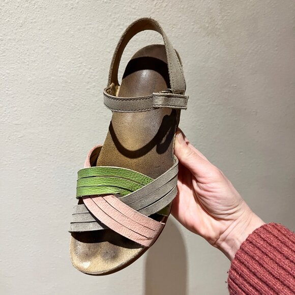 Cute Women's Sandals - El Naturalista - Green and Pink - Size 8.5 - Picture 5 of 12